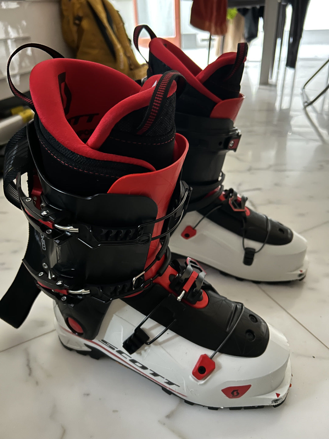 scarponi scialpinismo Scott kosmos tg. 26.5 296 mm usati
