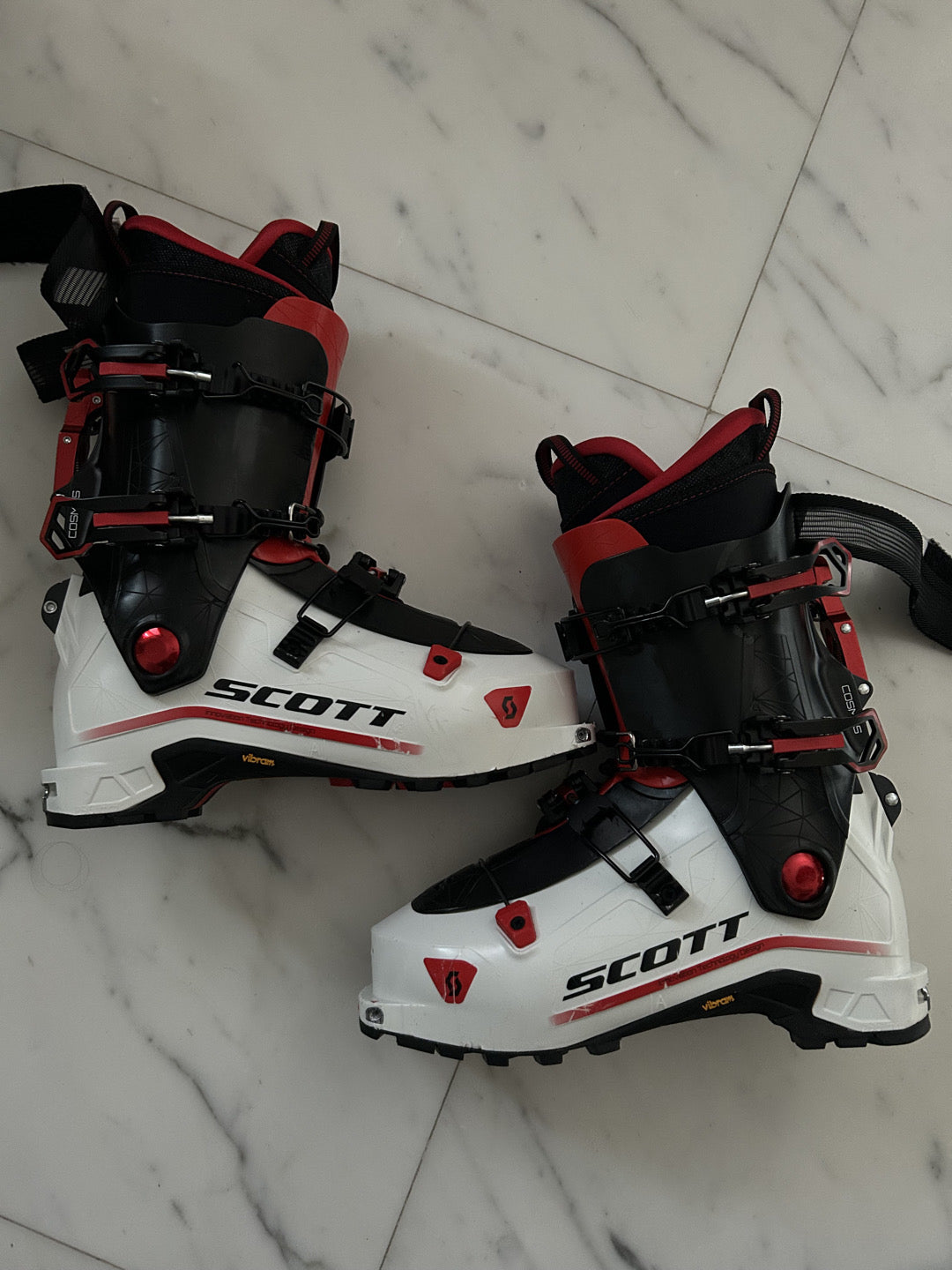 scarponi scialpinismo Scott kosmos tg. 26.5 296 mm usati