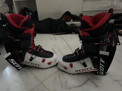 scarponi scialpinismo Scott kosmos tg. 26.5 296 mm usati