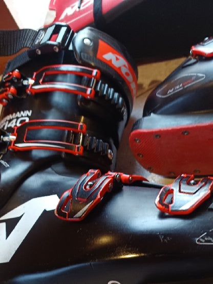 scarponi sci usati Nordica Dobermann 140 tg 42/43 con scarpetta stringata