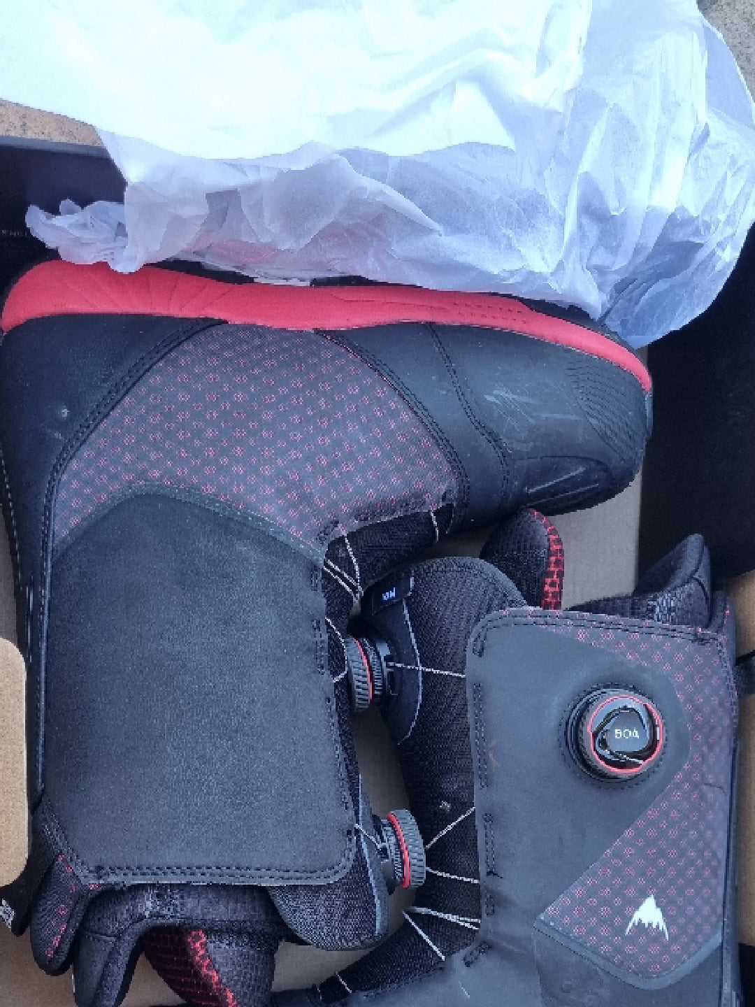 Scarponi snowboard Burton BOA tg. 9 usati