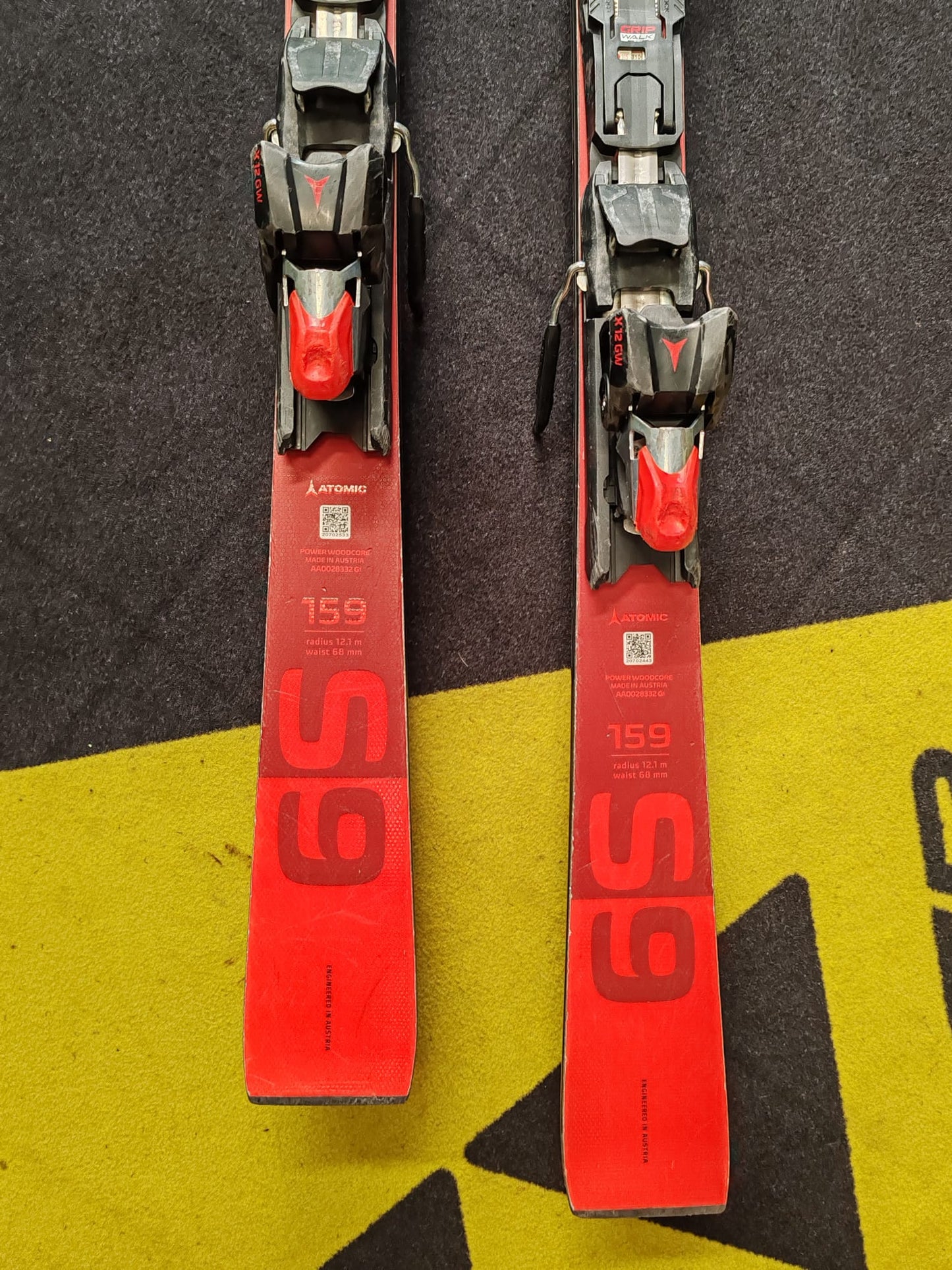 159cm Atomic Redster S9 2021 sci usato