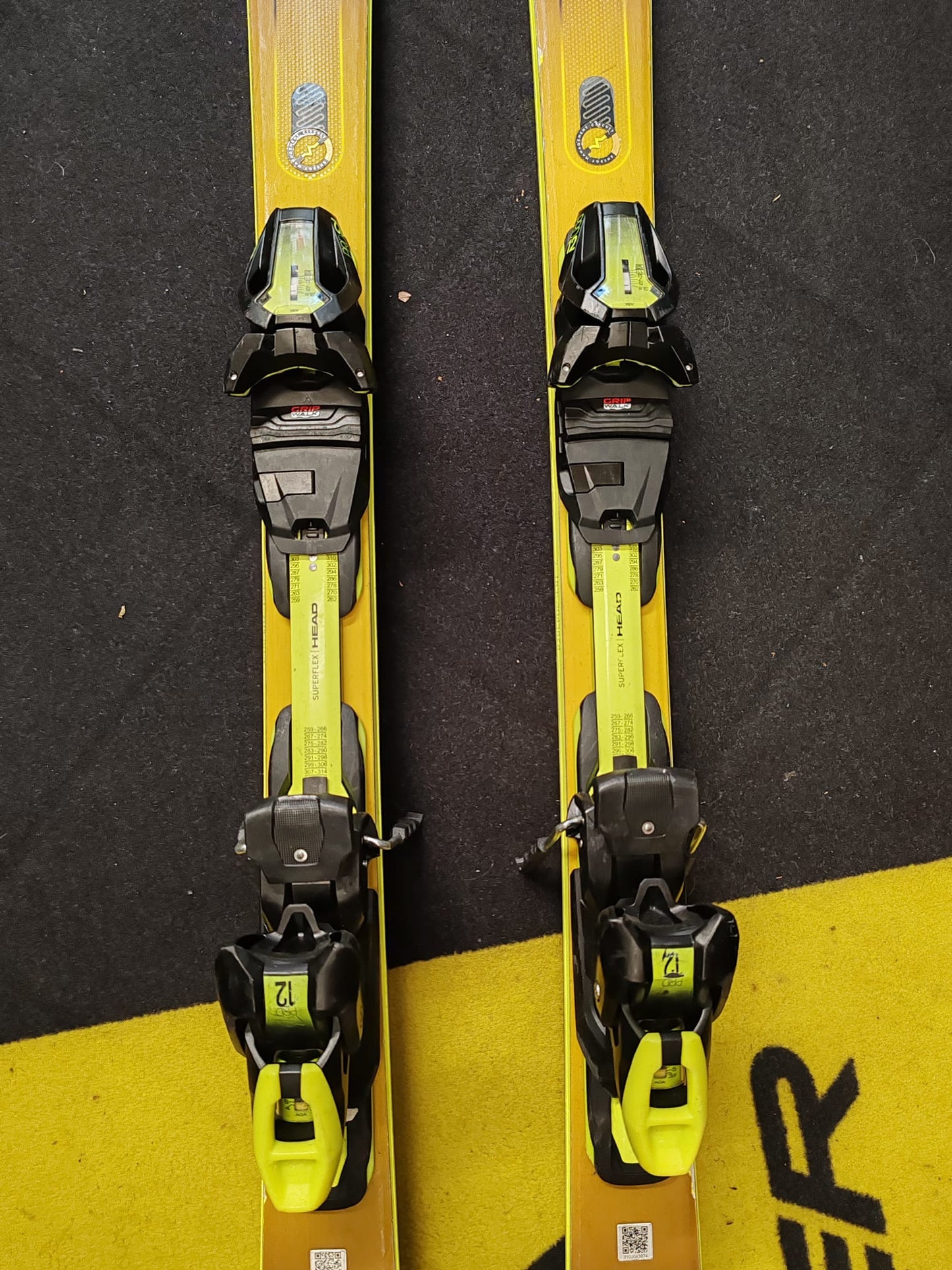 163cm Head Supershape eSpeed r12.7 2023 sci usati