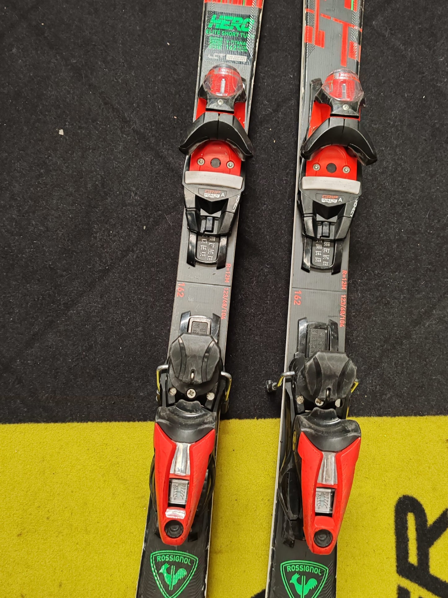 162cm Rossignol Hero Elite ST V-Titanal 2024 usato