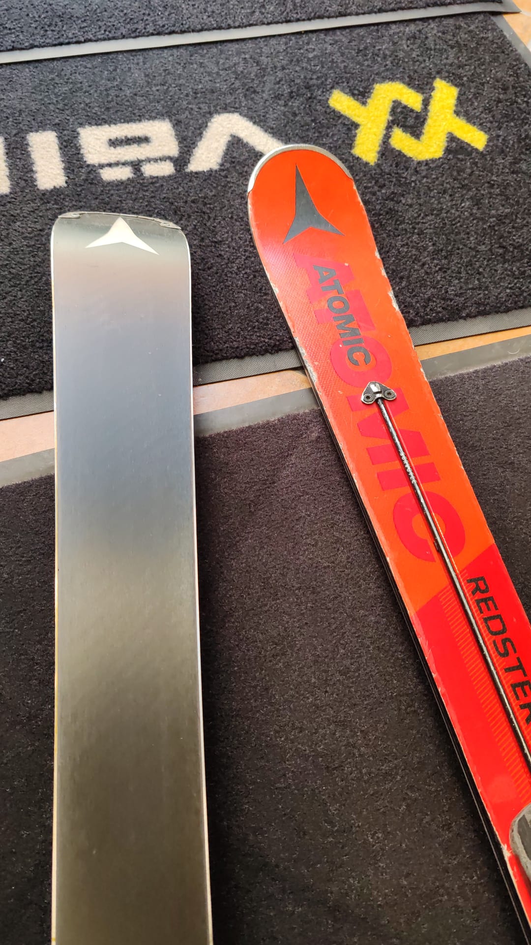 153cm Atomic Redster S9 2019 sci usato
