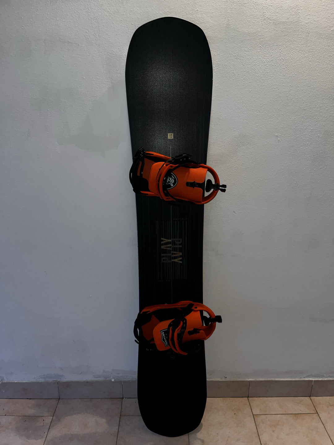 Tavola Snowboard Play Nidecker 2024 usata