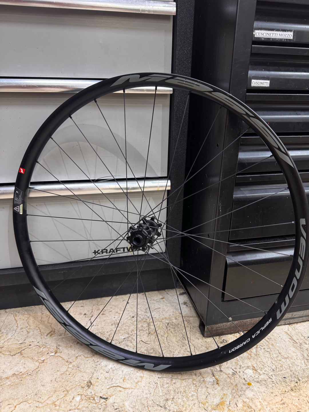 Cerchi bici da corsa Massi Venom Carbon 26 usato