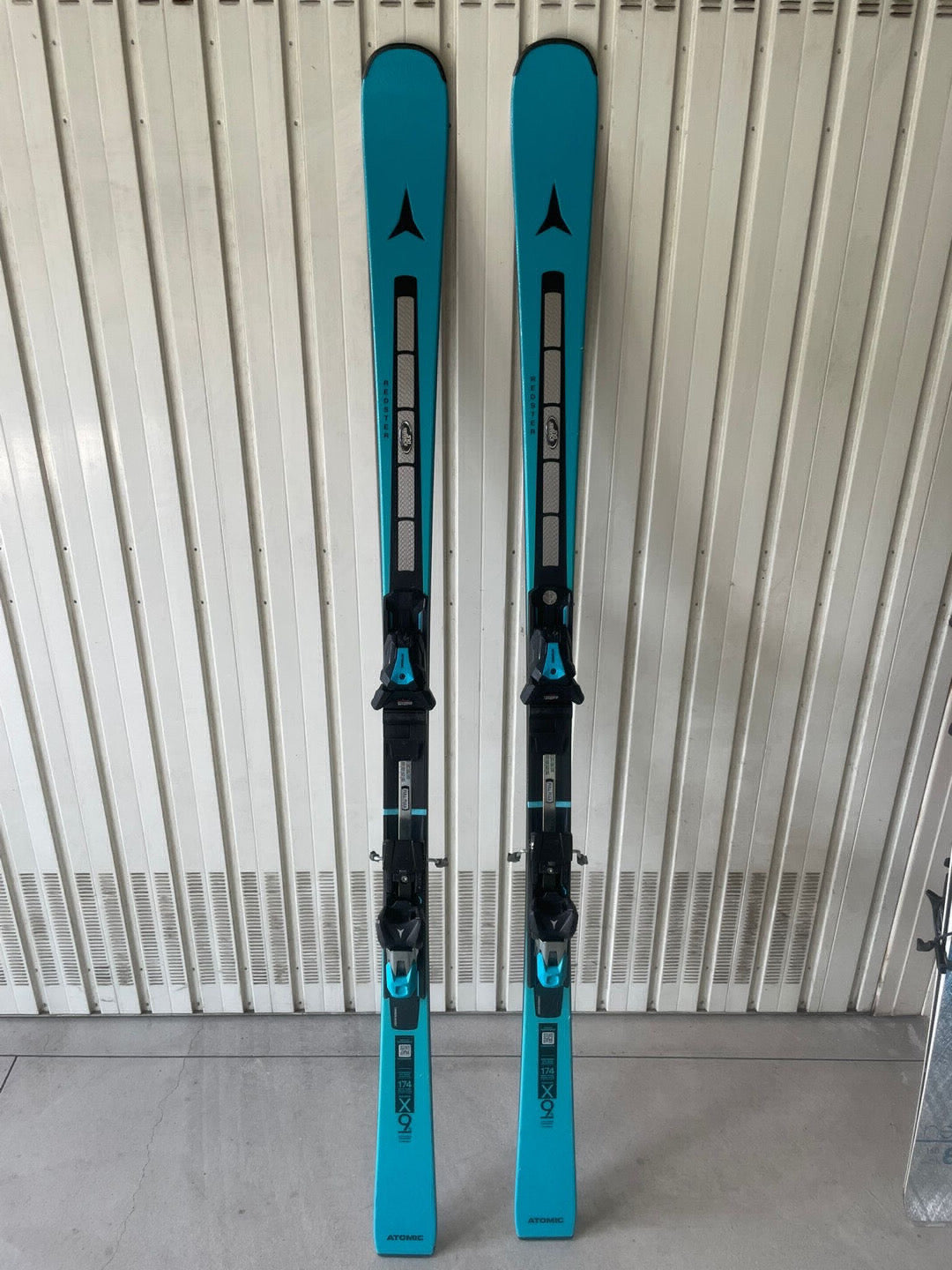 Atomica X9 S Redster Revoshock 2026, 174cm Usati