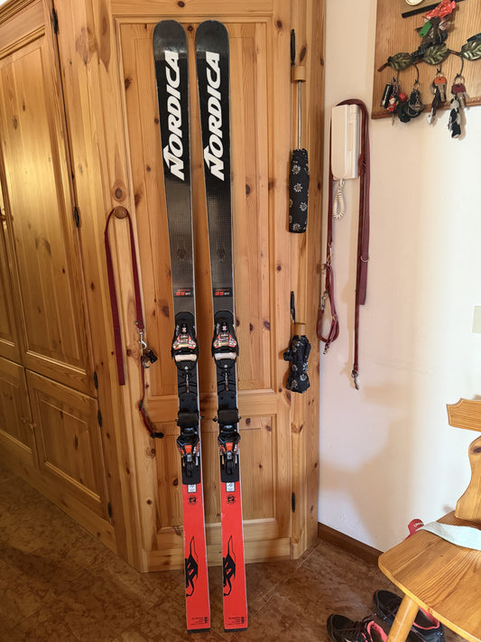 sci race Nordica Dobermann GS WC 188cm r 30m usati