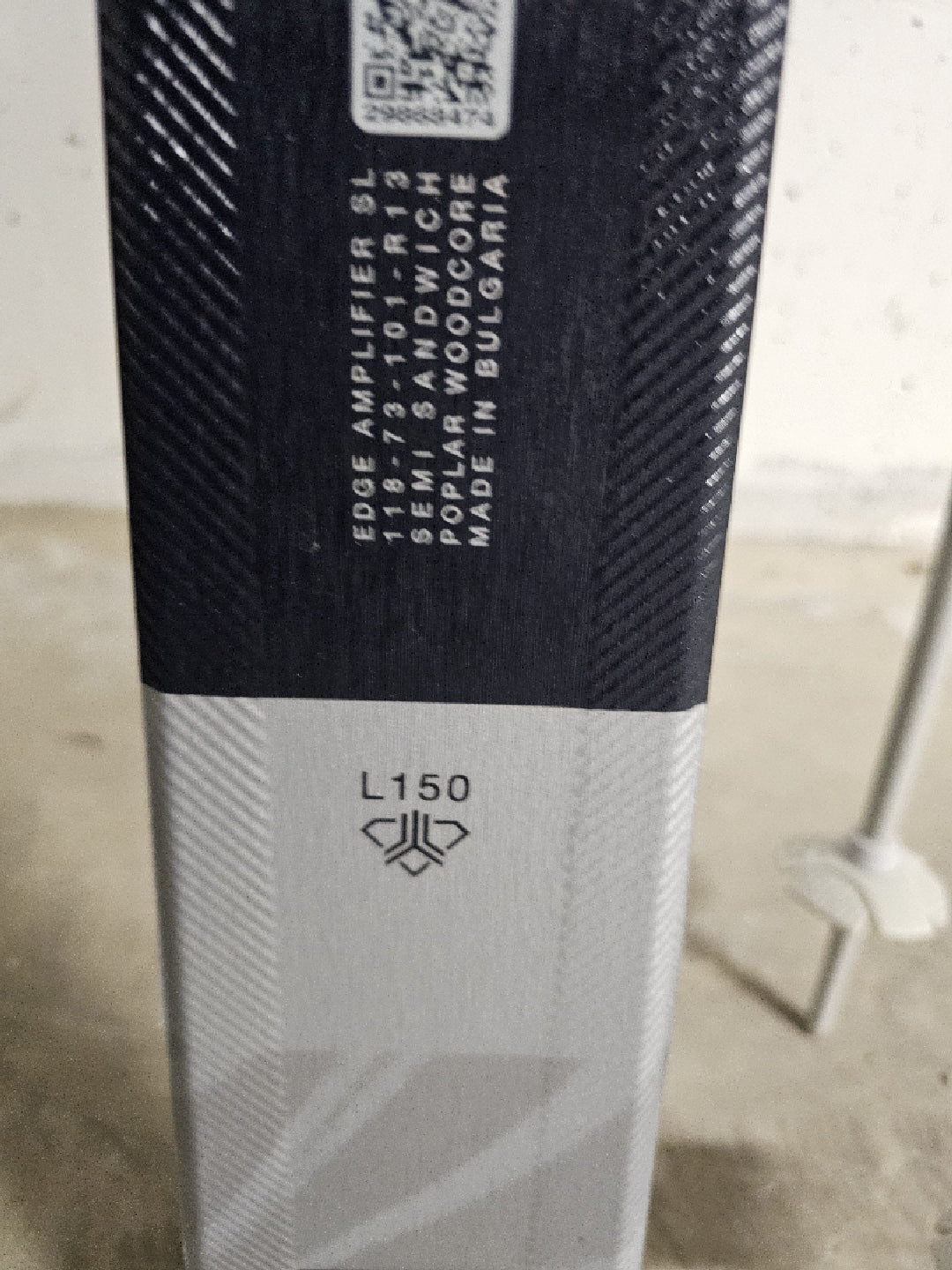 sci salomon lunghezza 150  bastoncini lunghezza 110cm usati