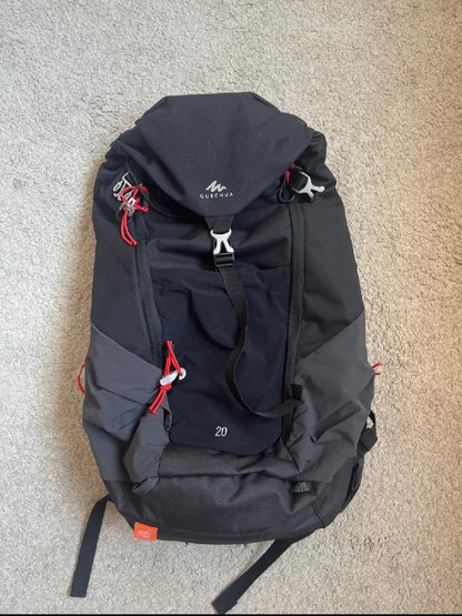 Zaino Quechua MH500 20 litri usato