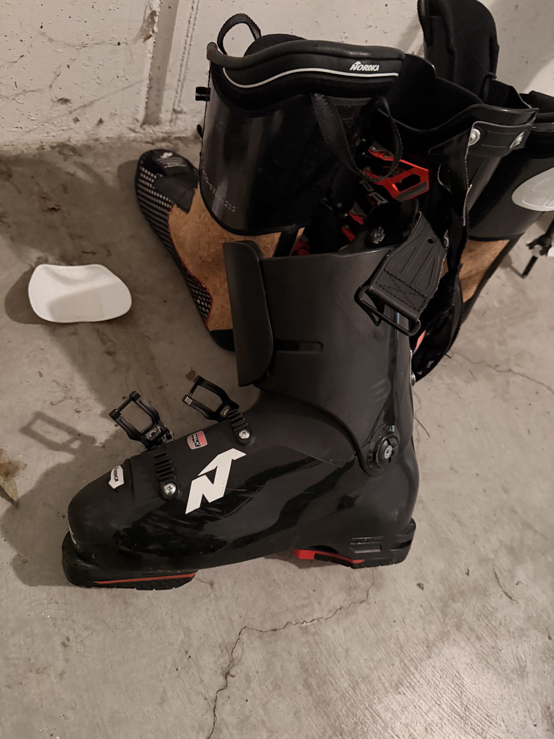 scarponi Nordica PRO Machine 130 n.28 usati come nuovi