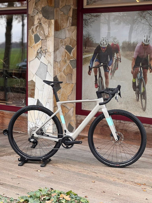 Scott Solace Gravel eRIDE 30 2024 tg L NUOVA