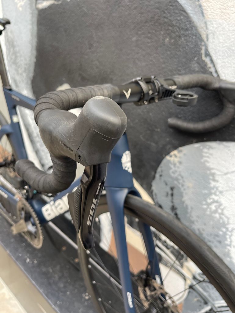 Bianchi Oltre Comp 105 Di2 2025 tg 53 cm USATA