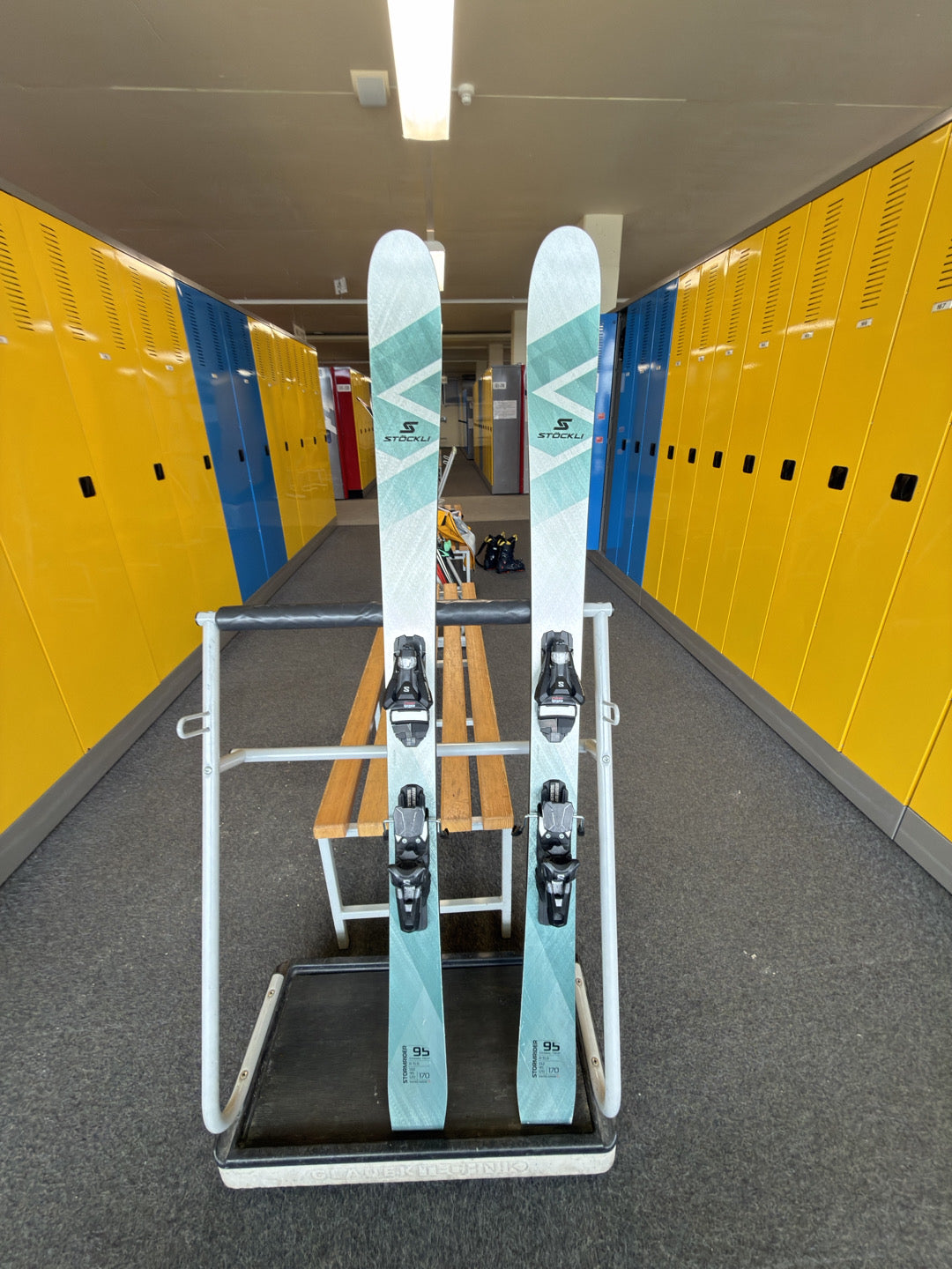 Sci Stöckli Stormrider 95 usati