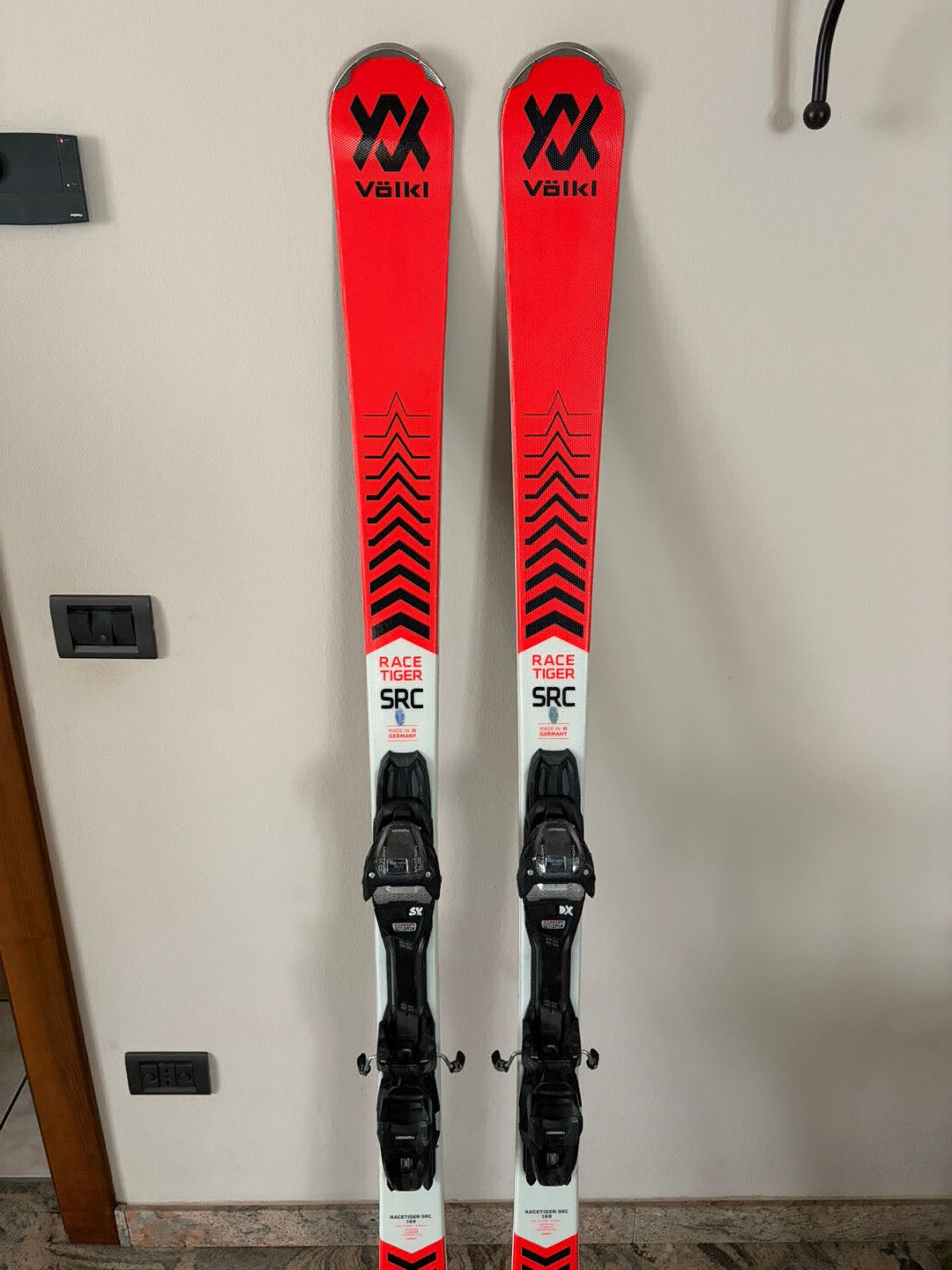 Sci Völkl Racetiger SRC 168cm usato