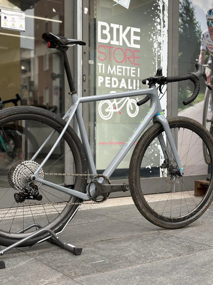 Gravel Open WI. DE. Campagnolo Ekar tg M usata