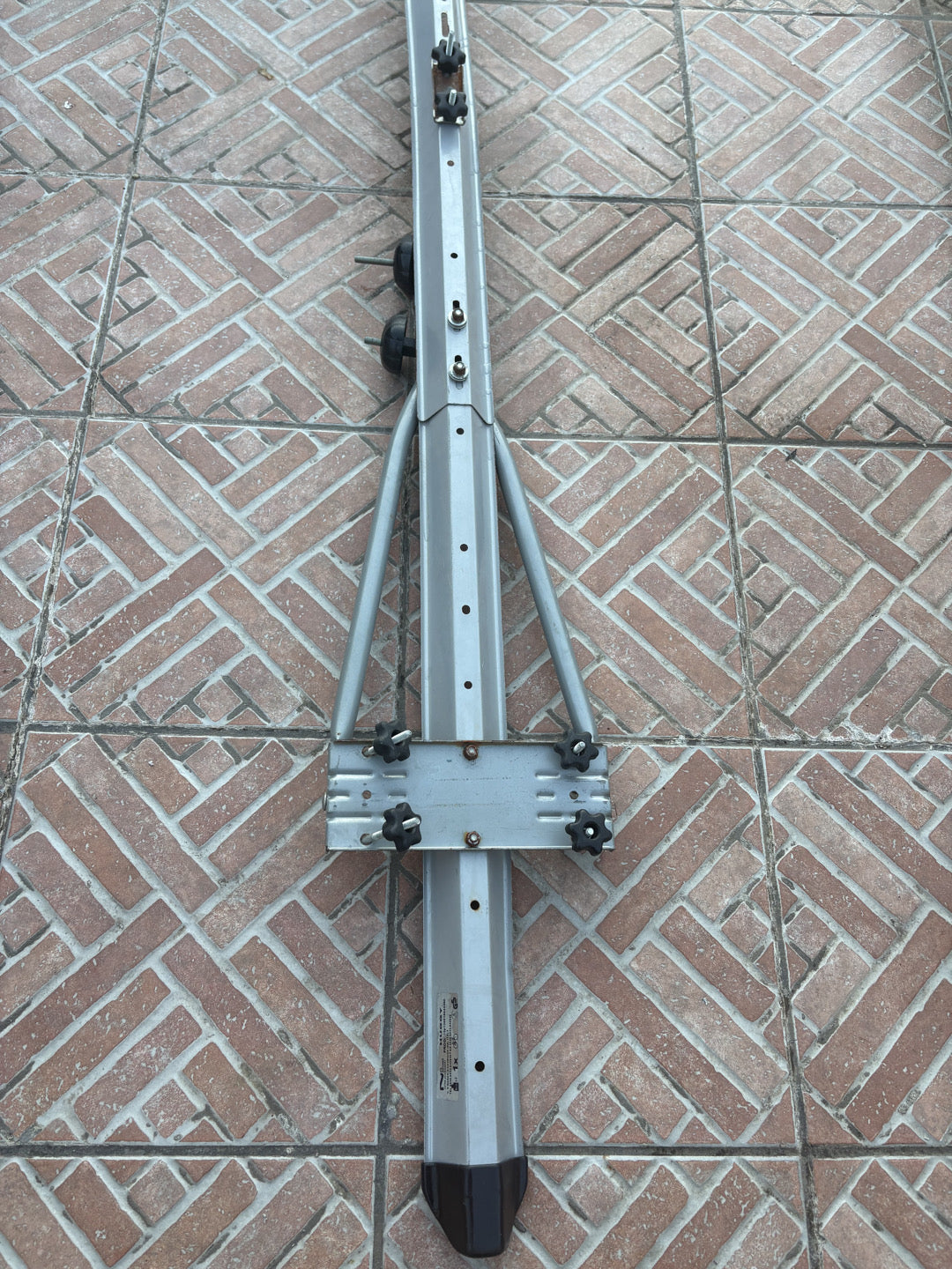 Porta bici da tetto in acciaio