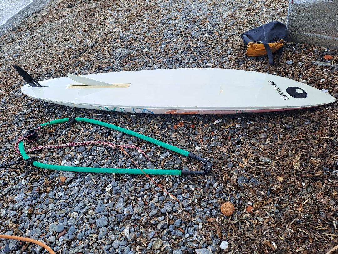 set tavola + boma + vele windsurf usato