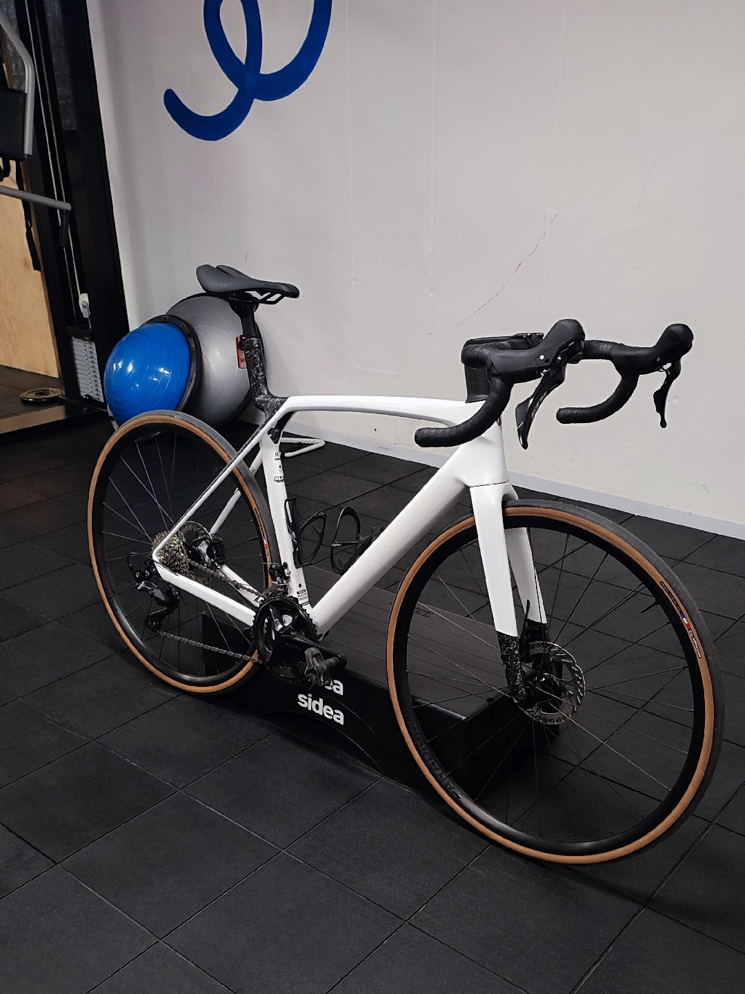 Bici da corsa Trek Madone SL5 2025 tg. M-L (56) usata