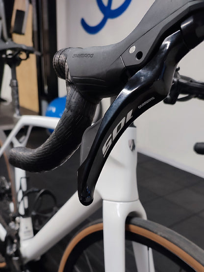 Bici da corsa Trek Madone SL5 2025 tg. M-L (56) usata