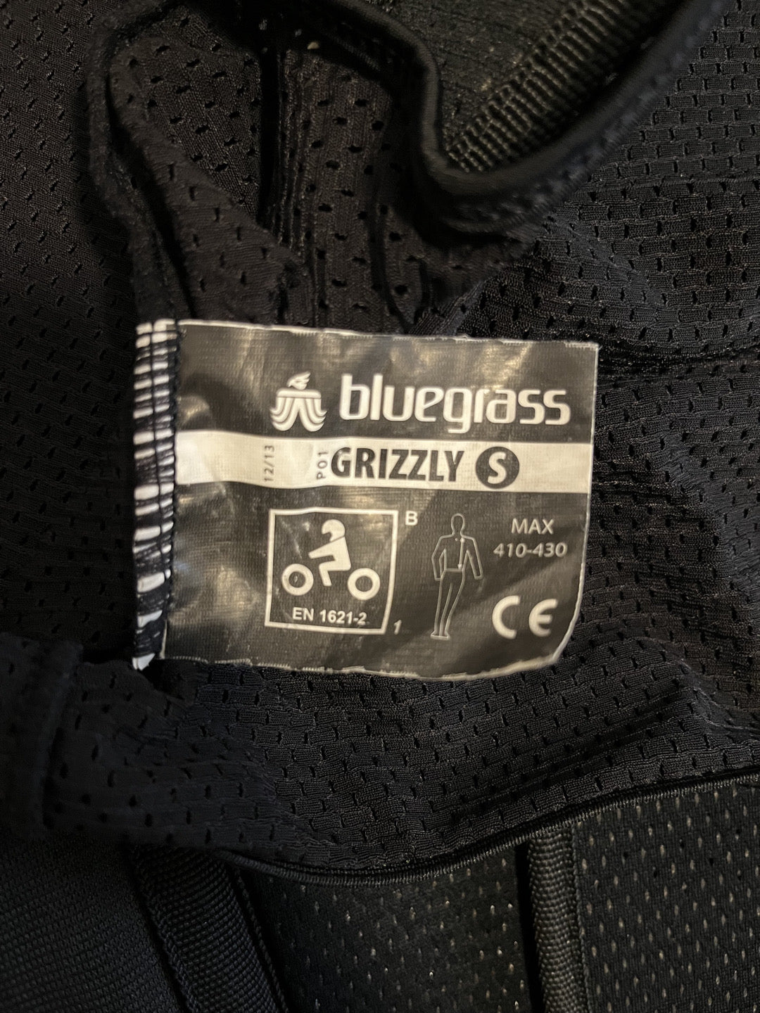 Paraschiena  con zip tg. S Usati