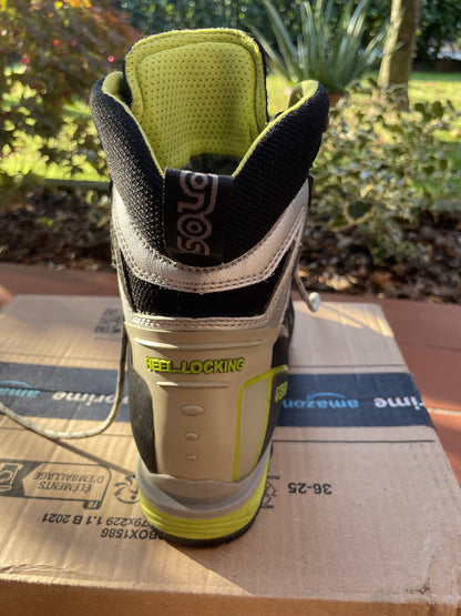 Scarponcini Asolo da trekking/hiking usati donna