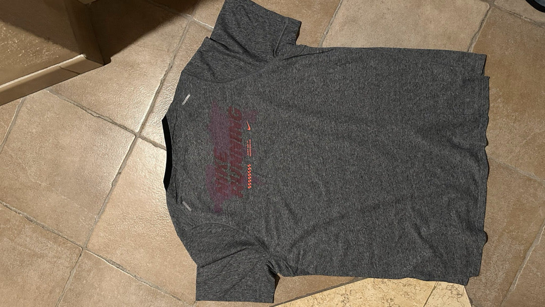 Nike running t-shirt tg. M nuova