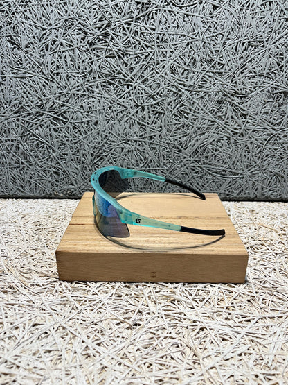 Loubsol Scalpel Turquoise Cat 3, shooting