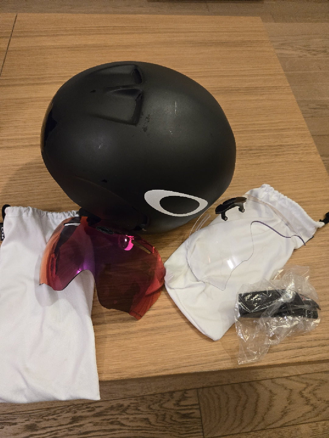 casco bici crono Oakley Aro7 tg. M-L usato