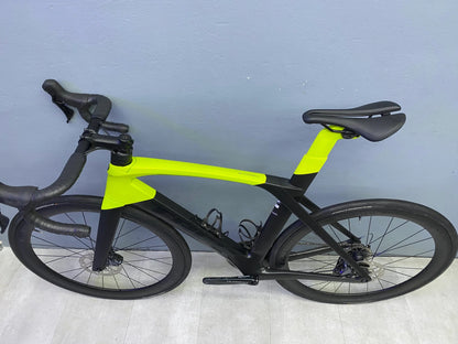 Trek Madone SL 6 Tg 56 2021 usata