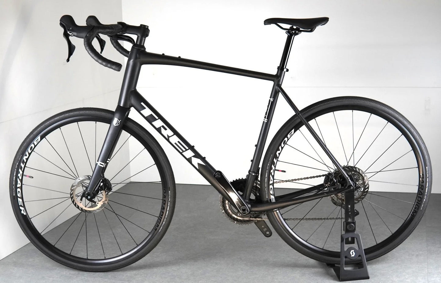 Bici Endurance Trek Domane AL 5 tg 61 2025 usata
