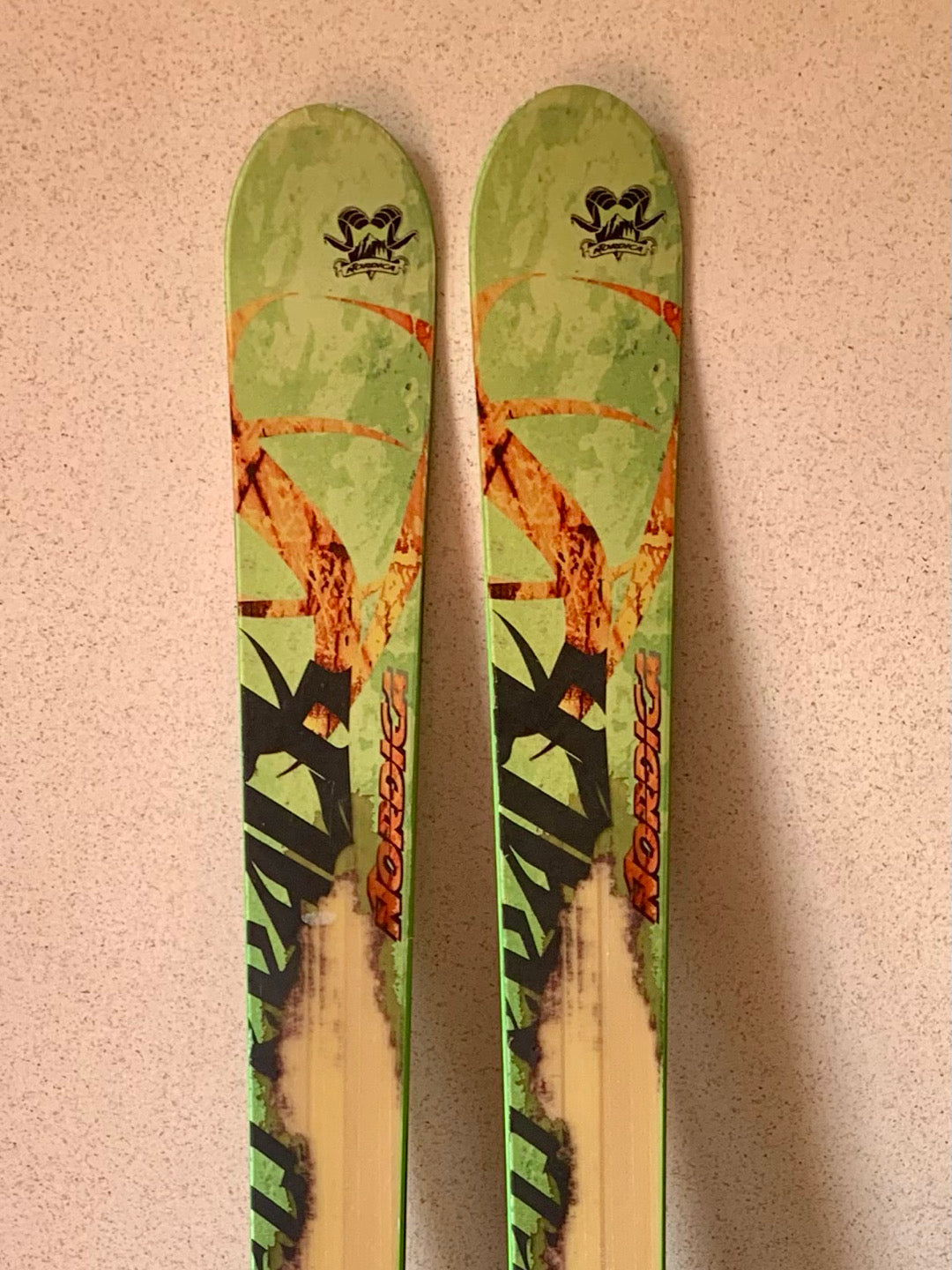 Sci Nordica All Mountain 179cm usati