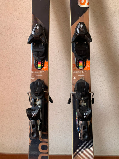 Sci Salomon Sentinel 177cm usati