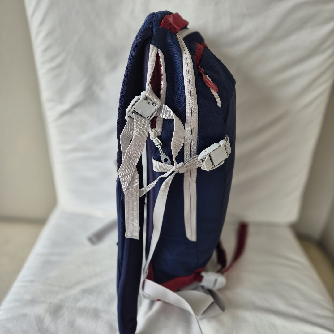 zaino Dakine modello Poacher 14 litri nuovo