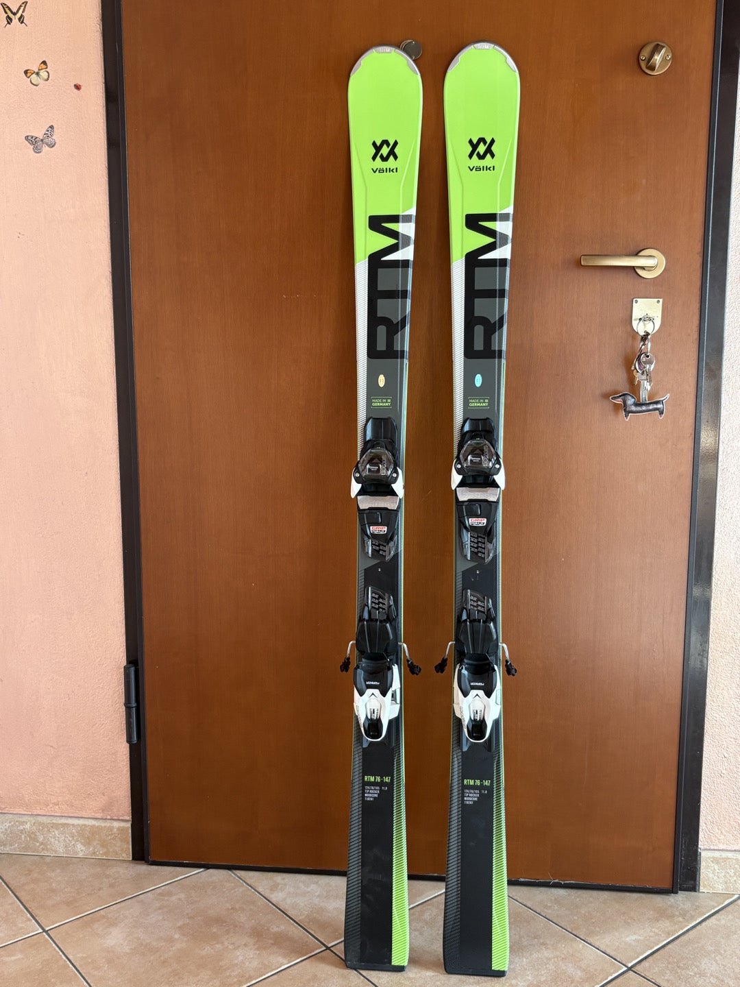 147cm SCI NUOVI VÖLKL RTM 76 mai usati