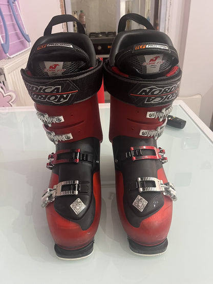 Scarponi sci Nordica nrg3 110 tg. 27-27.5 usati