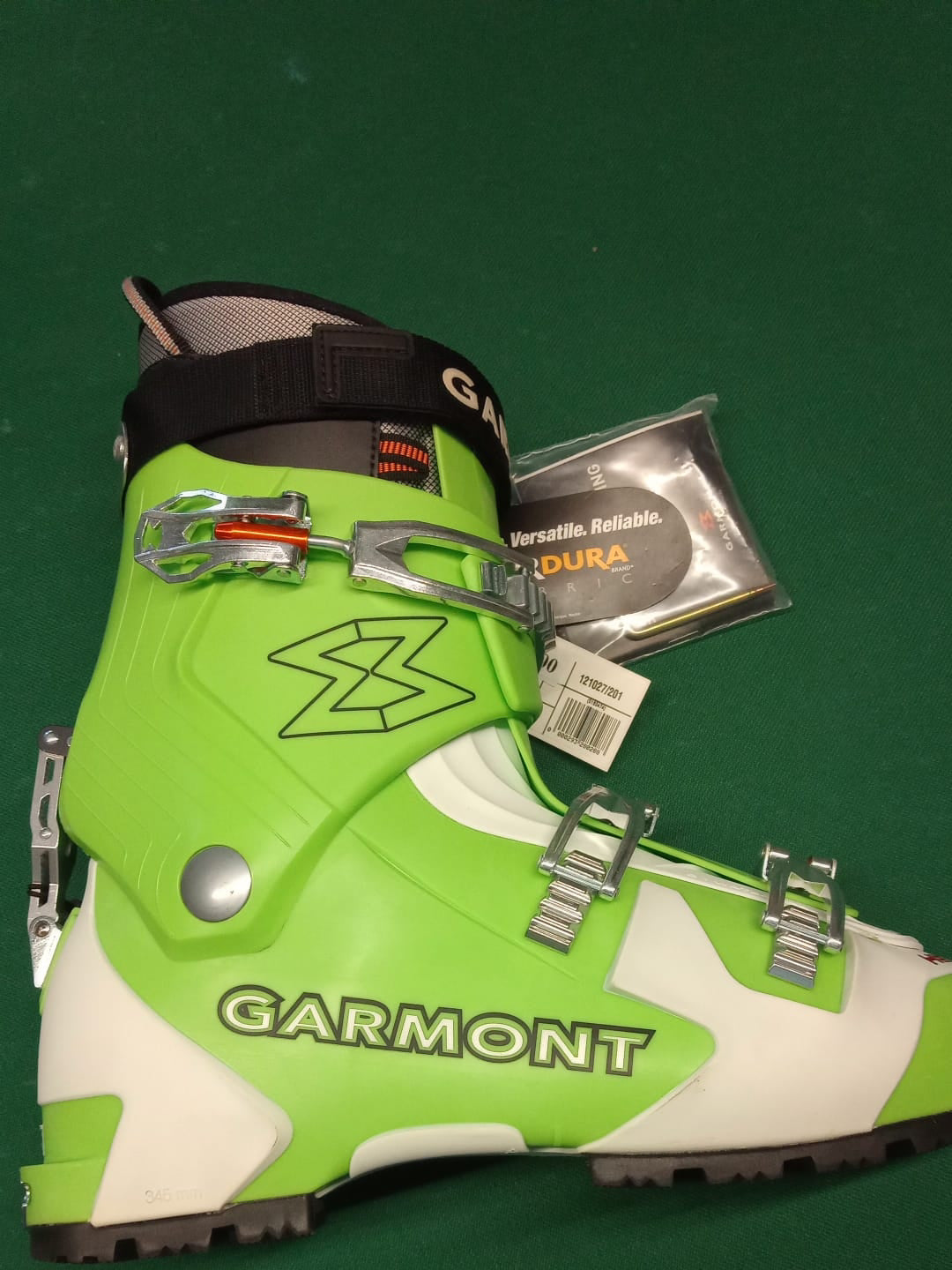 Scarponi scialpinismo Garmont nuovo 345mm