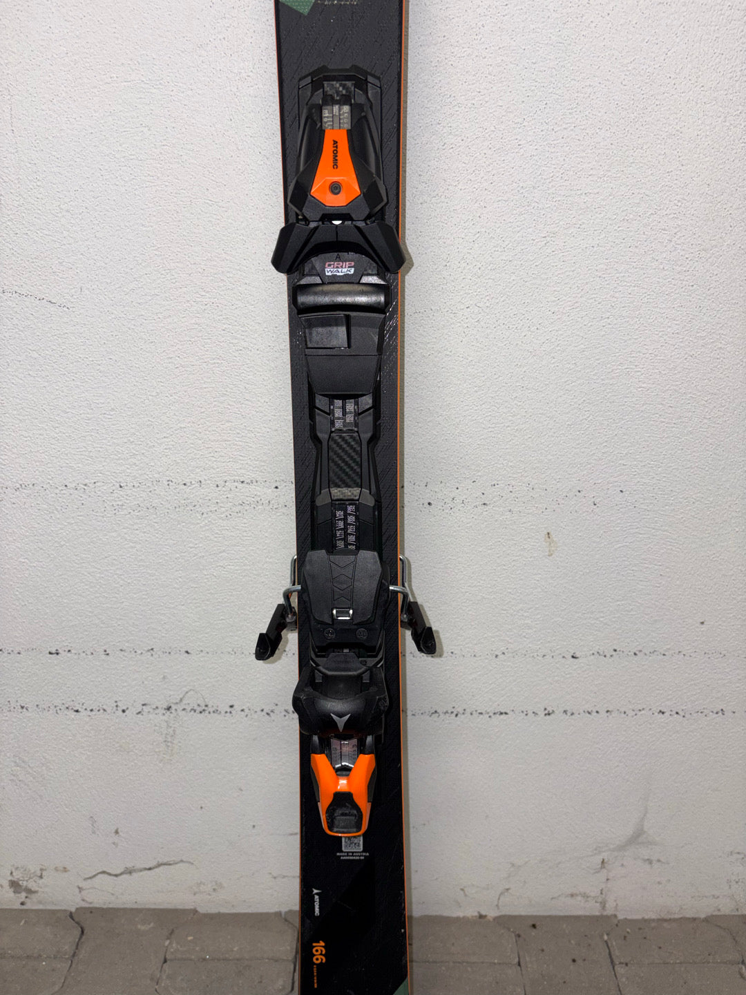 Atomic Redster Q7.8 Revoshock C 166 cm + MI 12 GW