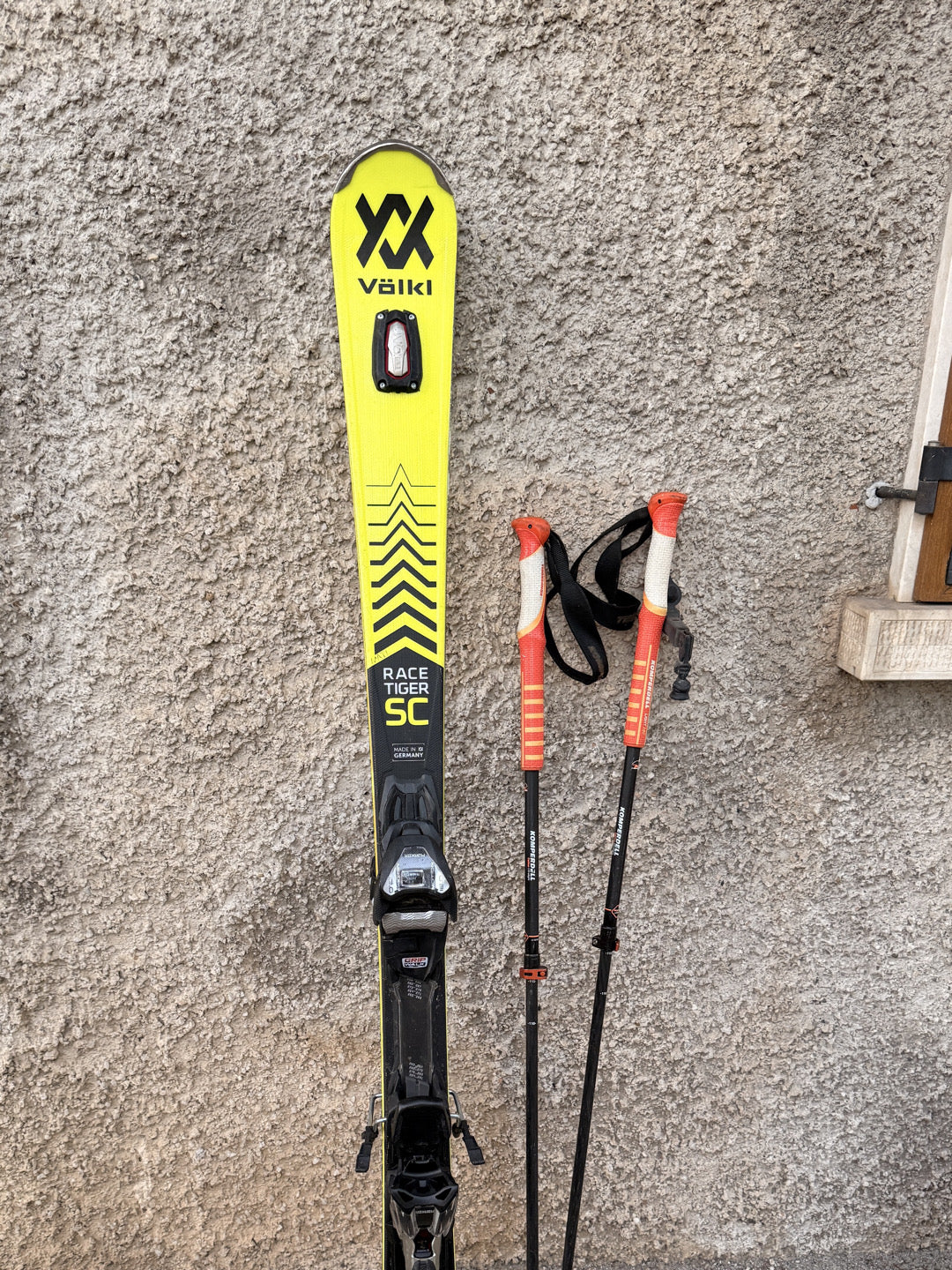 Sci Völkl Racetiger SC 150 cm r10.5 + attacchi marker usati