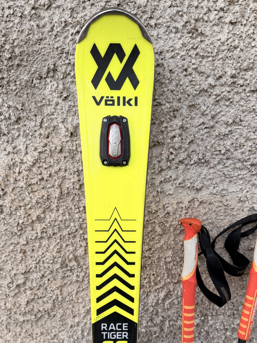 Sci Völkl Racetiger SC 150 cm r10.5 + attacchi marker usati