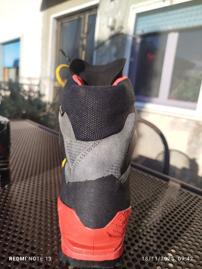 Scarponi La Sportiva Aequilibrium LT GTX tg. 45 usati