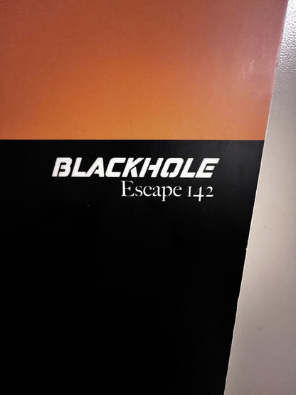 Tavola snowboard blackhole escape 142 cm usata