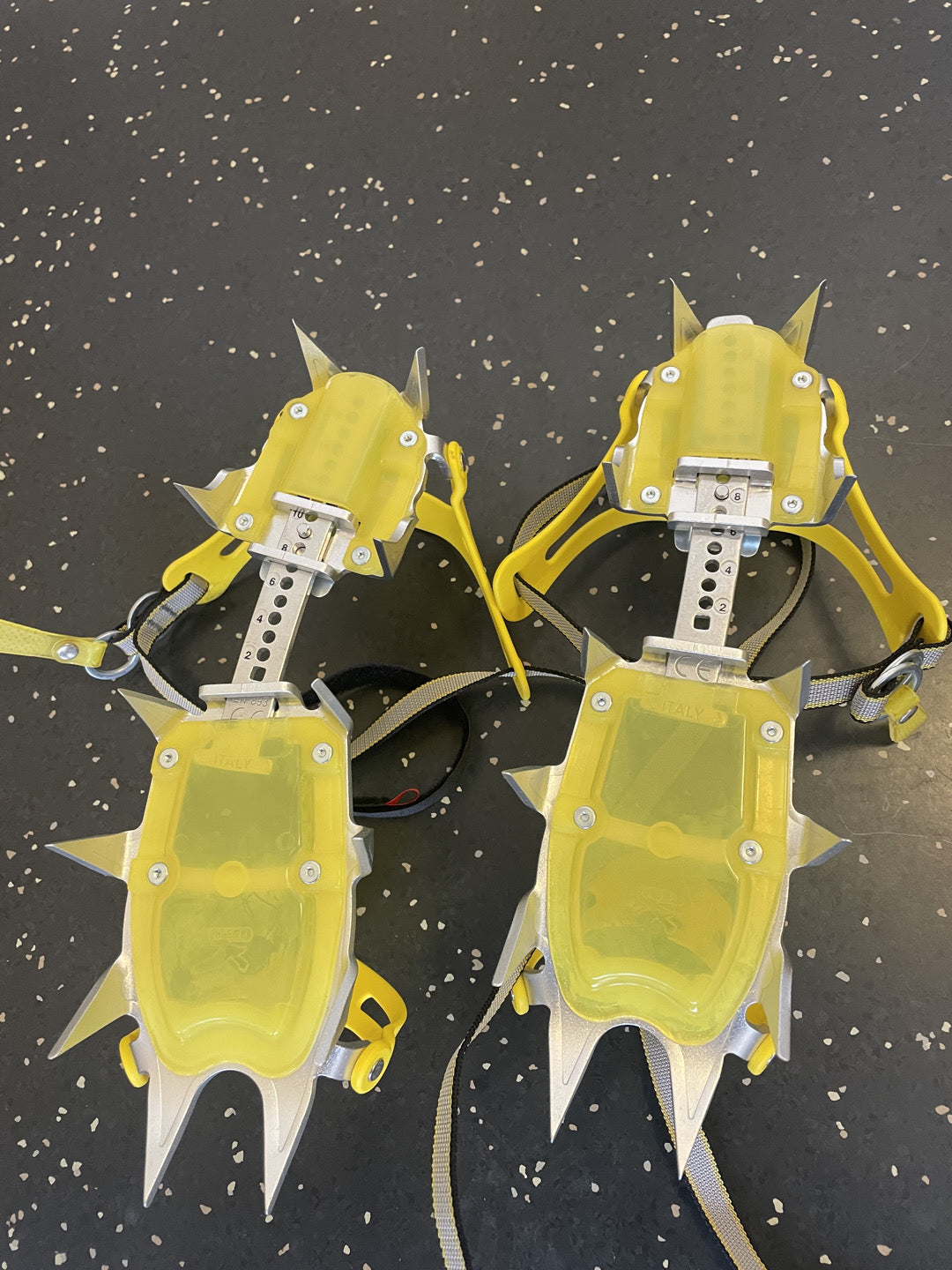 Alpinist Alu Walk Salewa Ramponi taglia unica usati