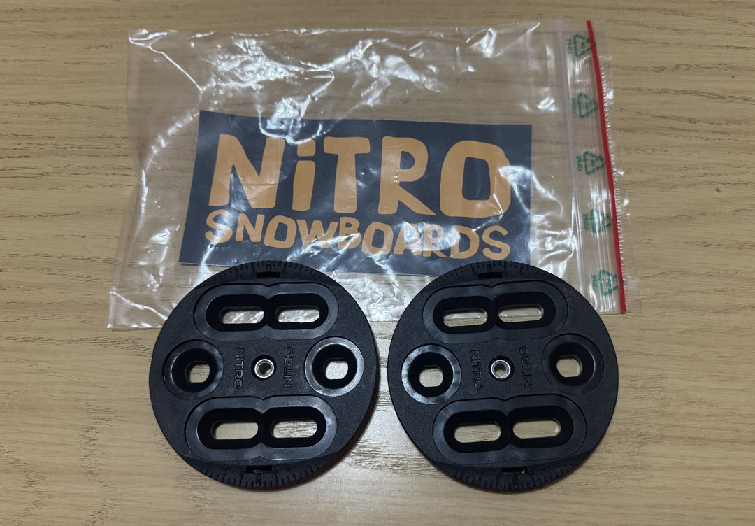 Attacchi snowboard Nitro universal disk nuovi