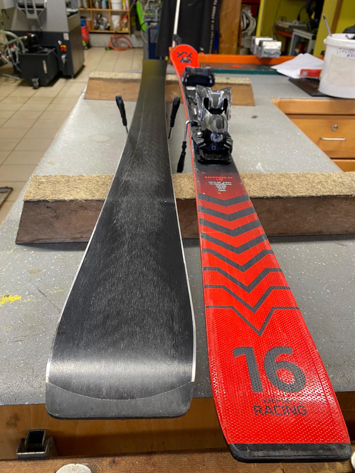 170cm Volkl Racetiger RC 2023 usato