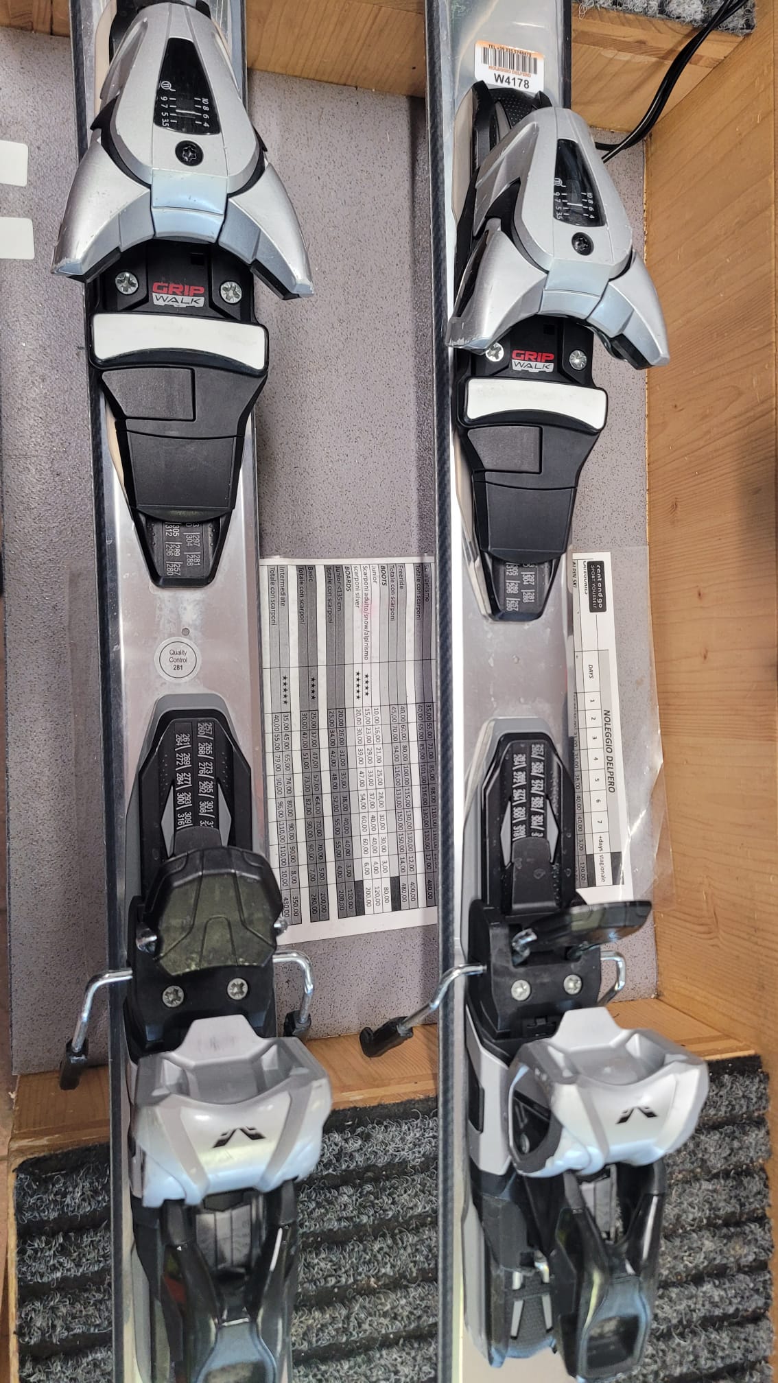 Volant Silver 165cm r16 usato