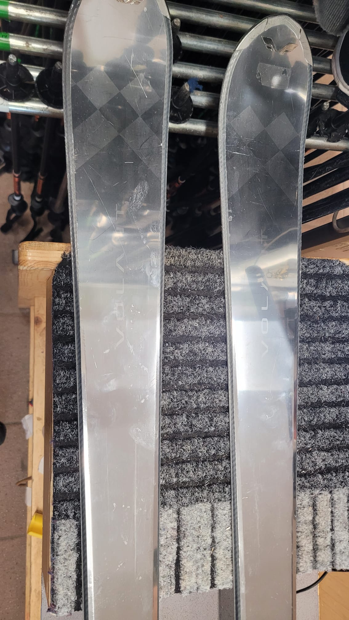 Volant Silver 165cm r16 usato