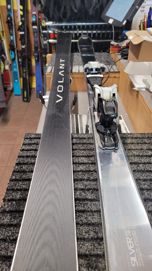 Volant Silver 170cm r17 usato
