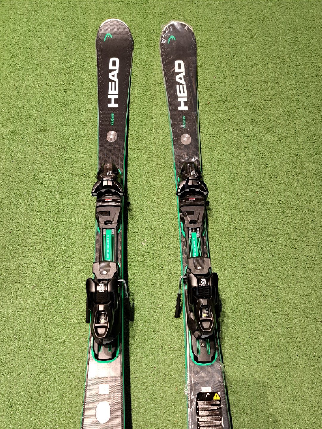 Sci Head supershape e-magnum 156cm nuovo